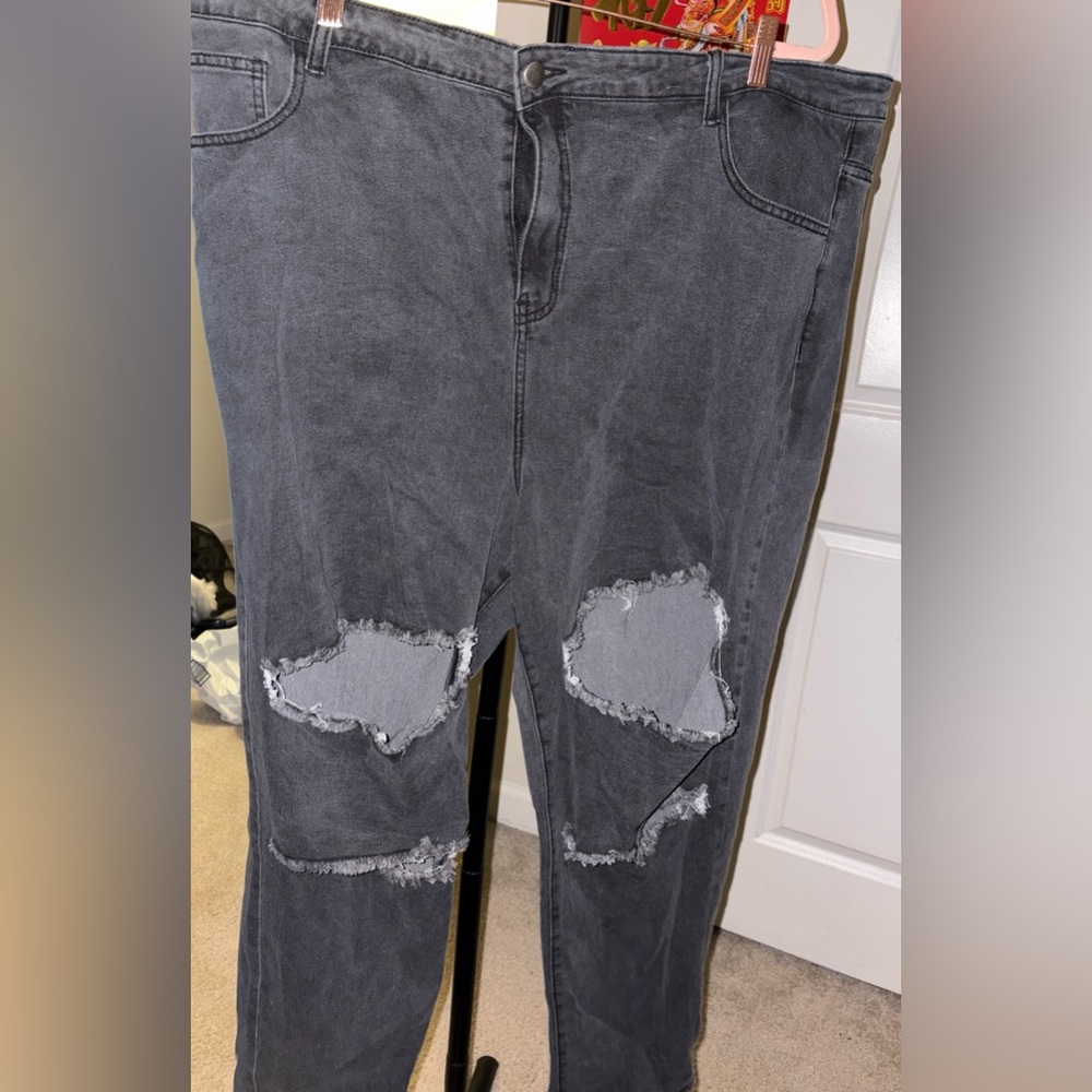 PrettyLittleThing Charcoal Distressed Jeans NWT